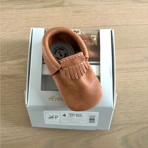 Freshly Picked Brown Mini Sole Moccasins